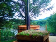 An image of the hot tub at Loch Ken Eco Bothies self catering accommodation eco retreat in Galloway 